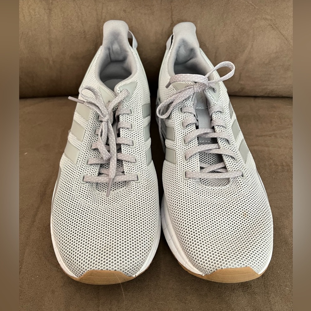 Adidas Questar Ride Cloudfoam sneakers. Size 11, like new.